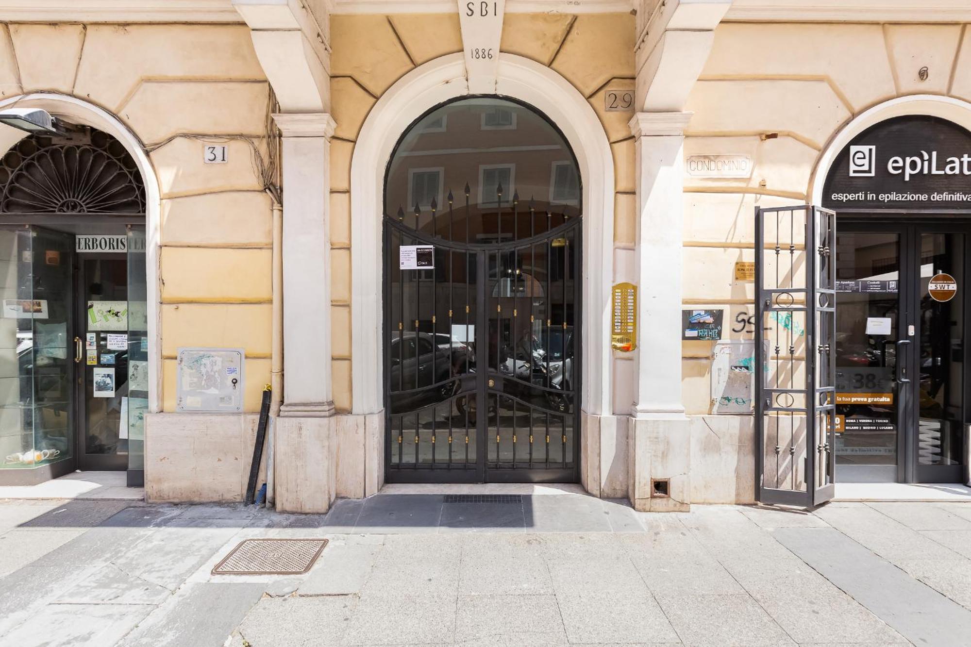 Bmga L Central Holiday House 2Bdr Near Vatican Roma Ngoại thất bức ảnh